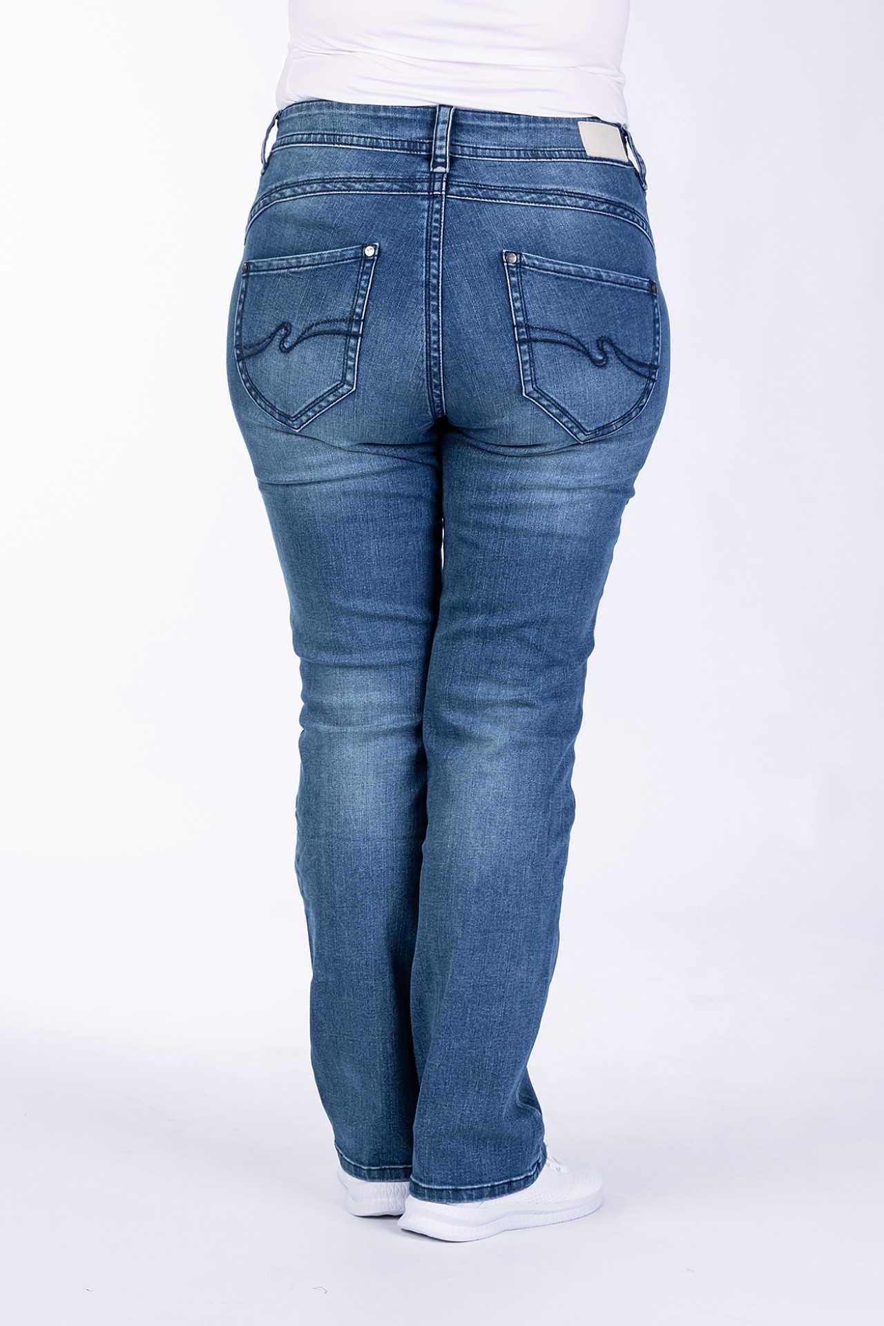 Straight-Fit-Jeans 57Lily 
