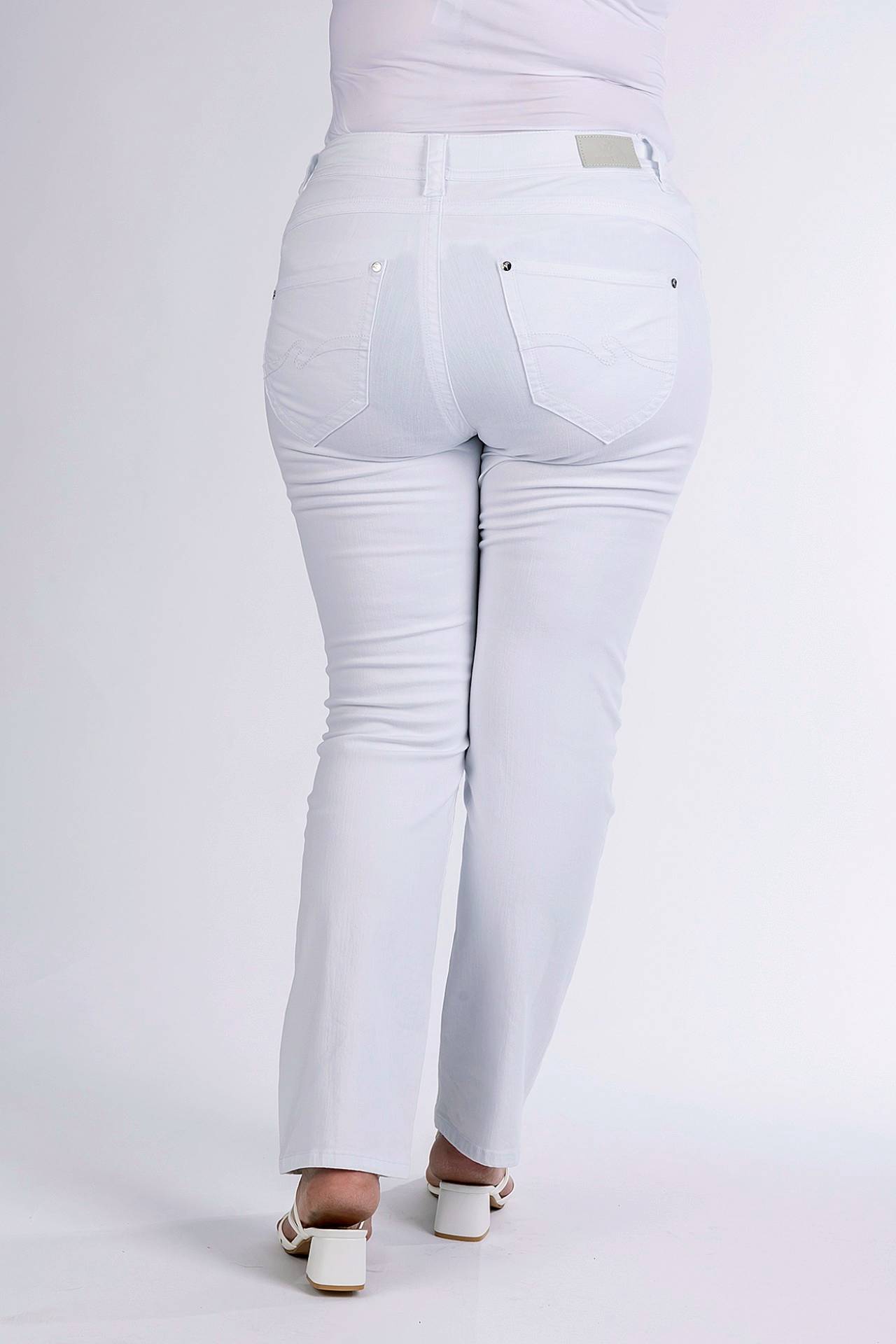 Straight-Fit-Jeans 57Lily im Five-Pocket-Style
