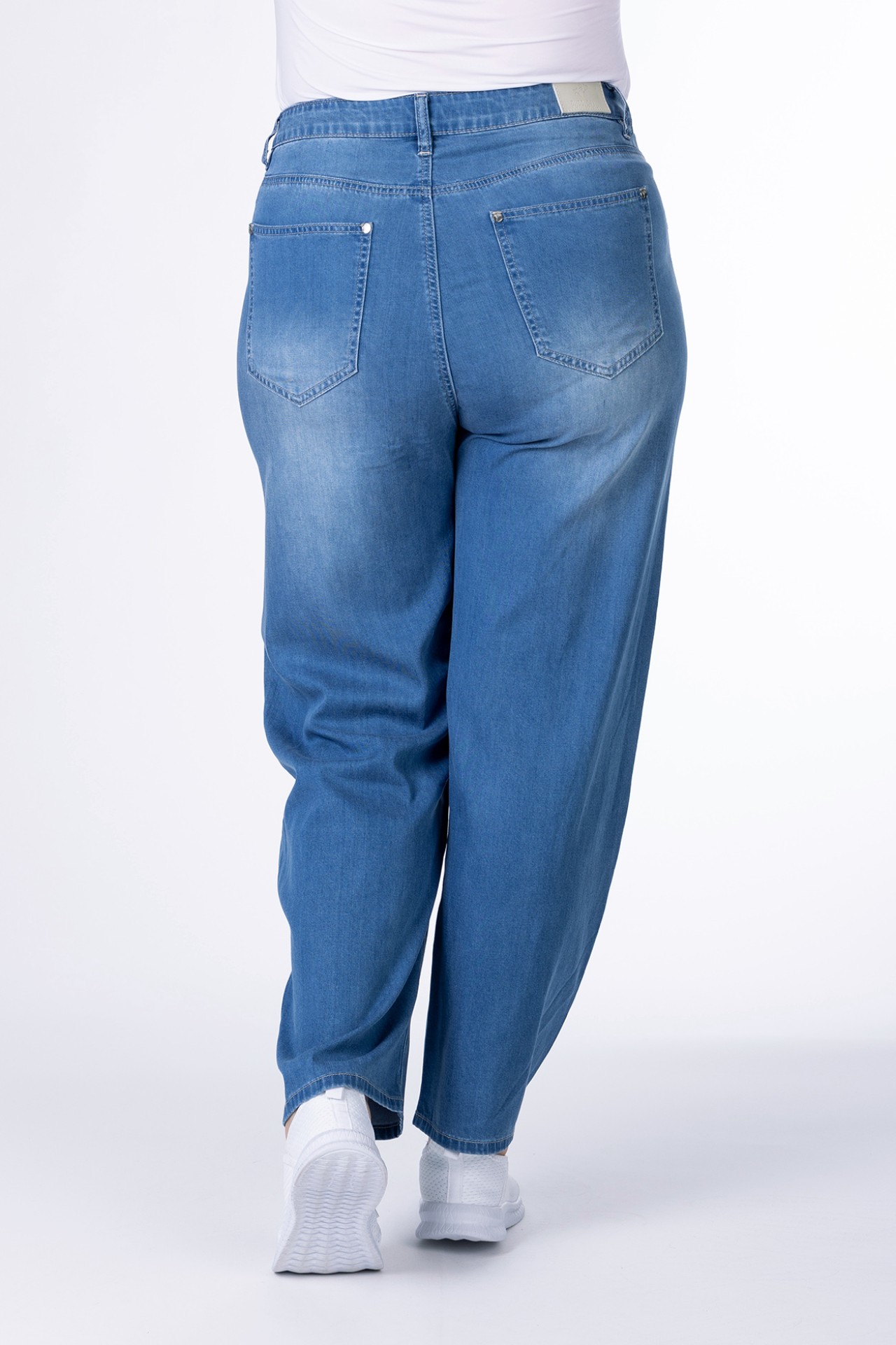 Barrel-Fit-Jeans 57Lotus, cropped