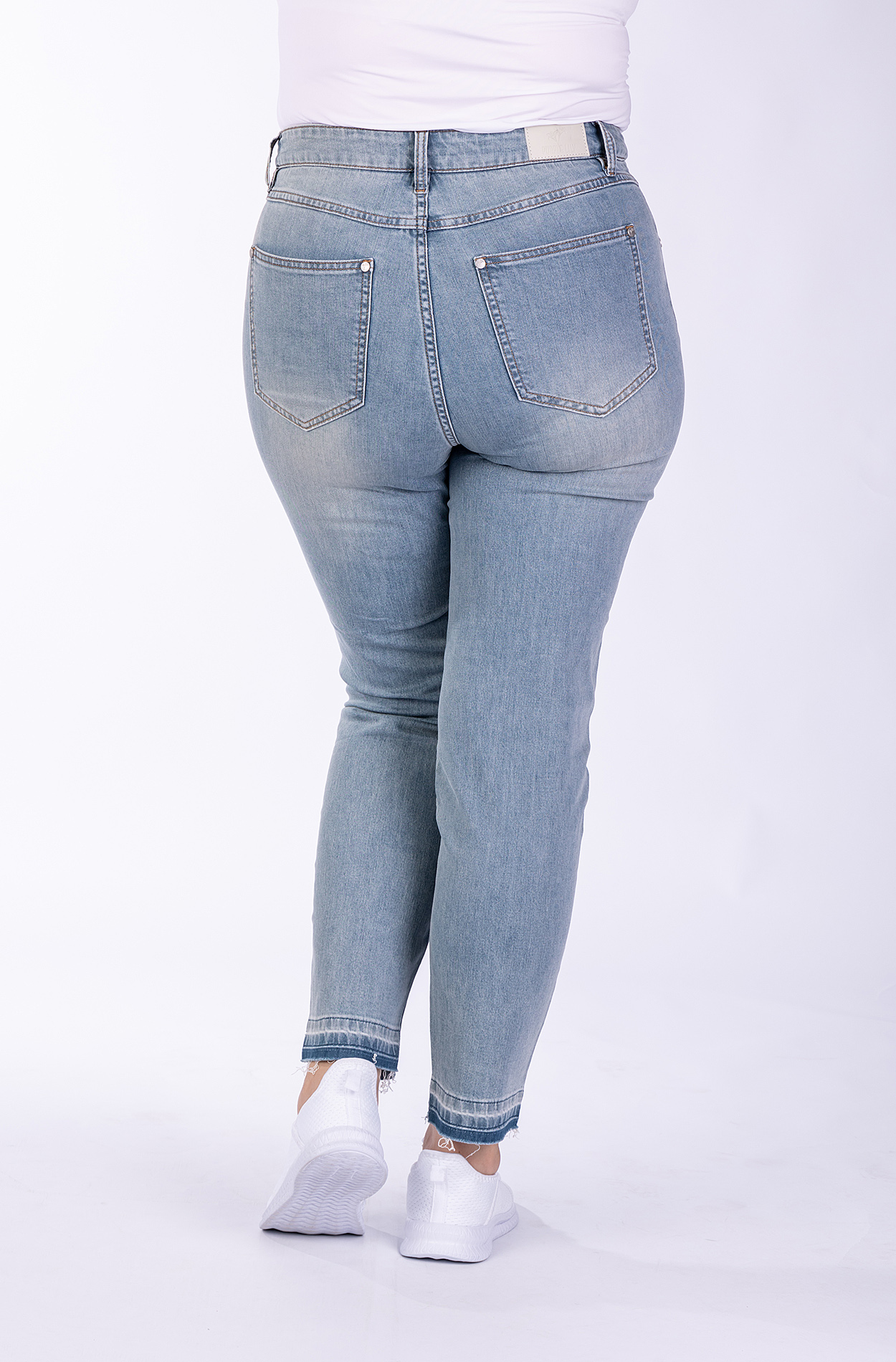 Ivy A266X Mom Fit | Cropped