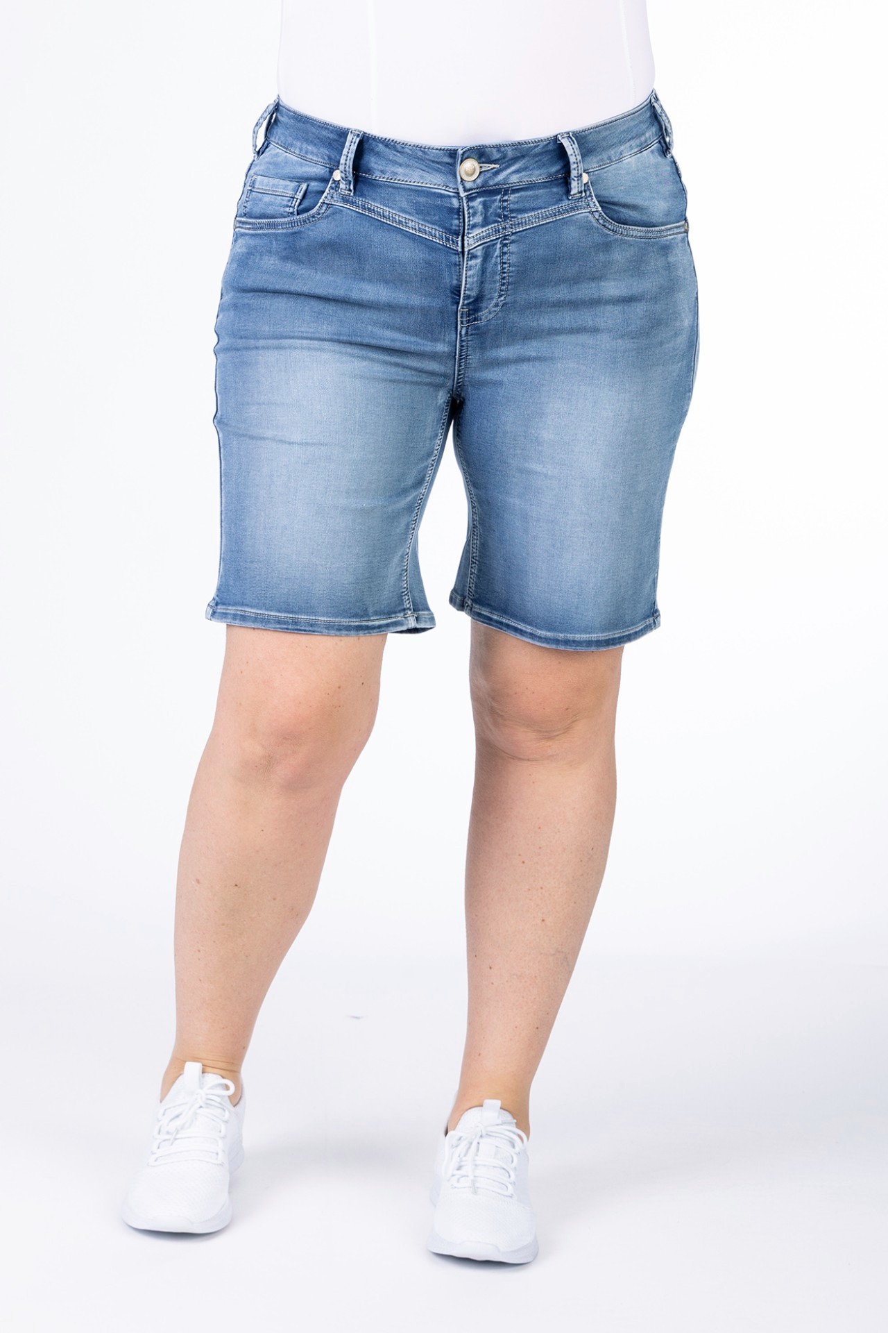 Jeans-Shorts 57Iris im Loose-Fit aus weichem Jog-Denim